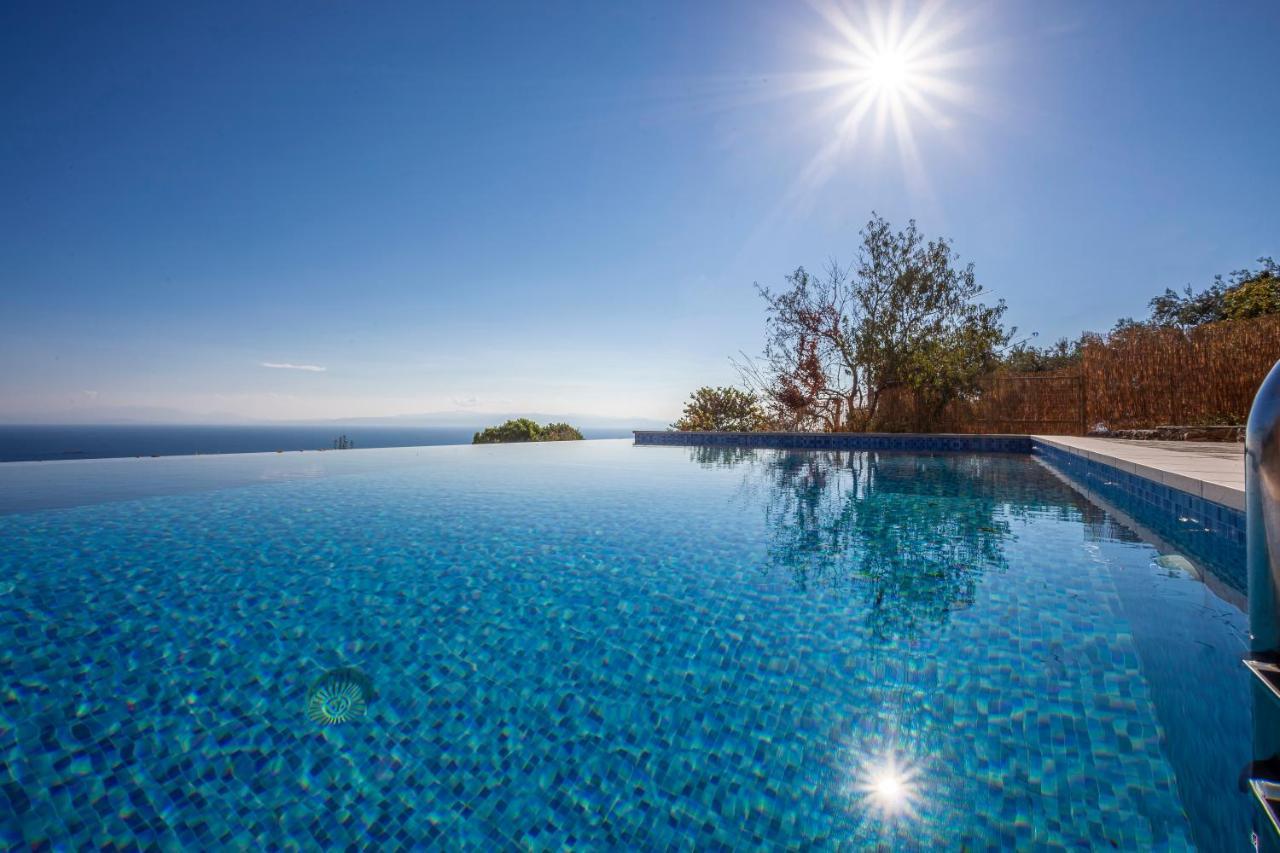 Olea Skopelos Villas With Swimming Pools & Sea View Panormos  Buitenkant foto